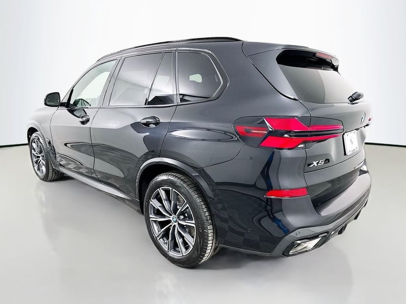 2026 BMW X5 - Image 7