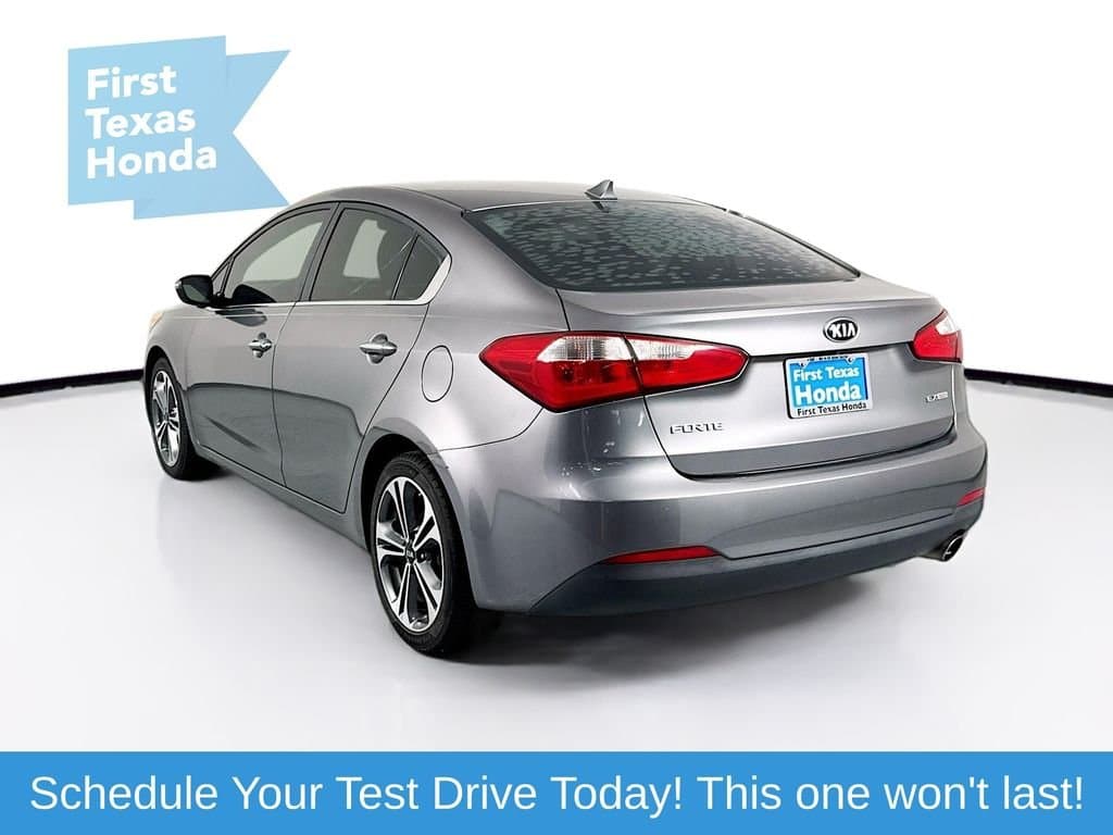 2016 KIA Forte - Image 6