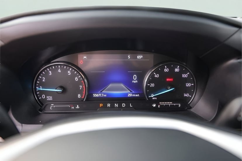2023 Ford Explorer - Image 14