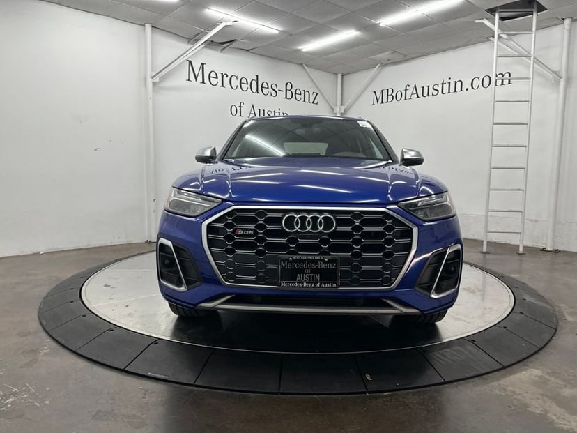 2022 Audi SQ5 - Image 2