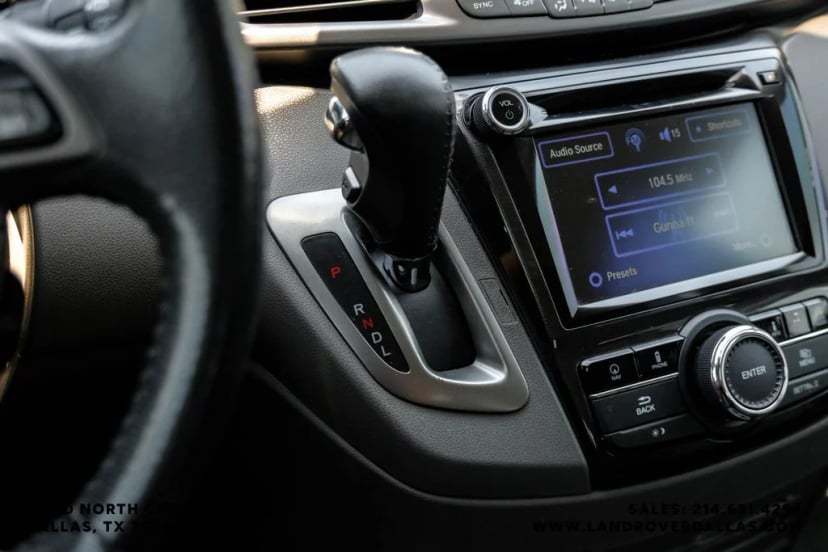 2017 Honda Odyssey - Image 25