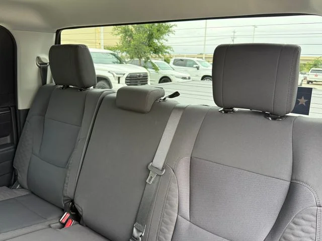2023 Toyota Tundra - Image 25