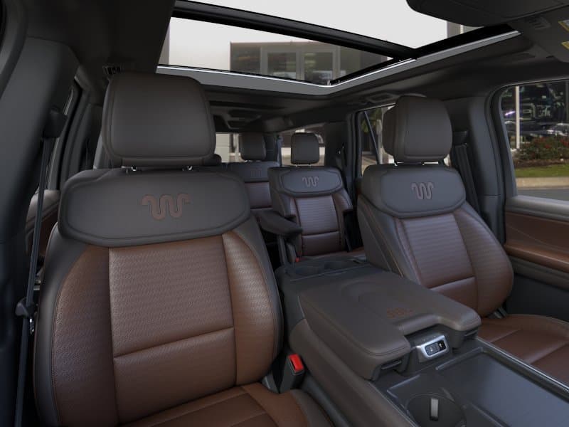 2026 Ford Expedition - Image 23