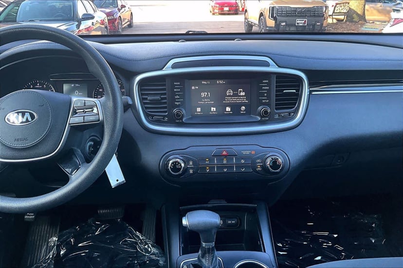 2019 Kia Sorento - Image 7