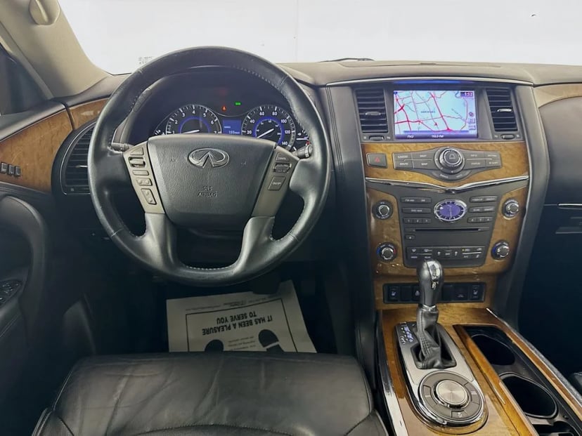 2013 INFINITI QX56 - Image 29