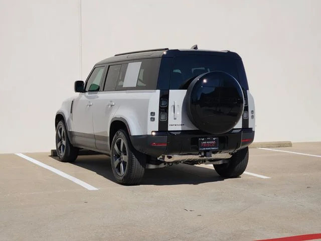 2026 Land Rover Defender 110 - Image 3