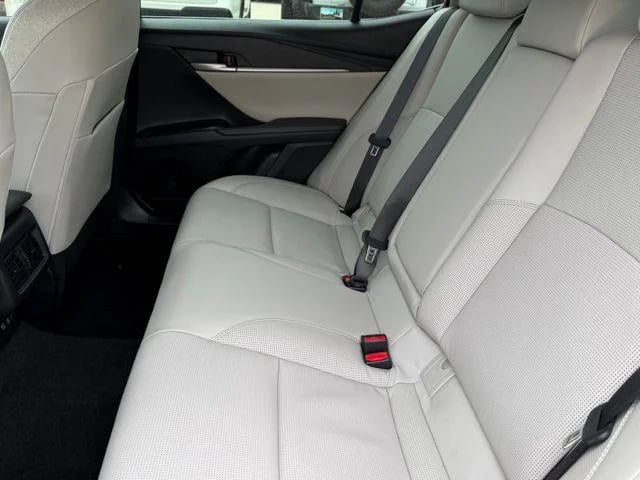 2025 Toyota Camry - Image 56