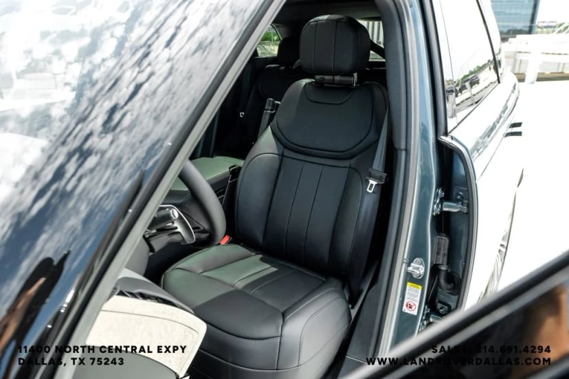 2026 Land Rover Range Rover Sport - Image 40