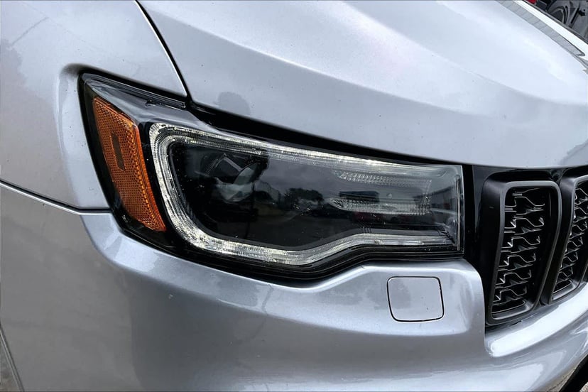 2018 Jeep Grand Cherokee - Image 27
