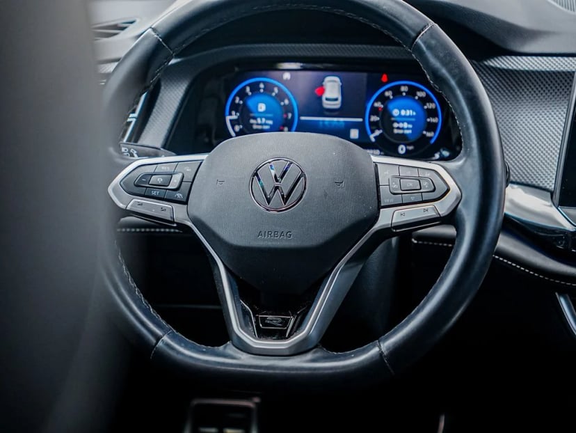 2024 Volkswagen Atlas Cross Sport - Image 30