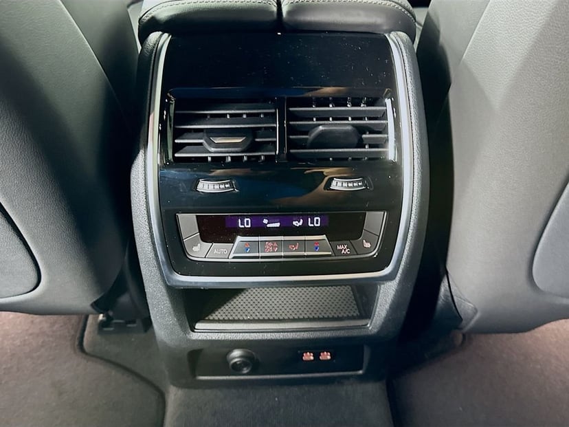 2026 BMW X5 - Image 18
