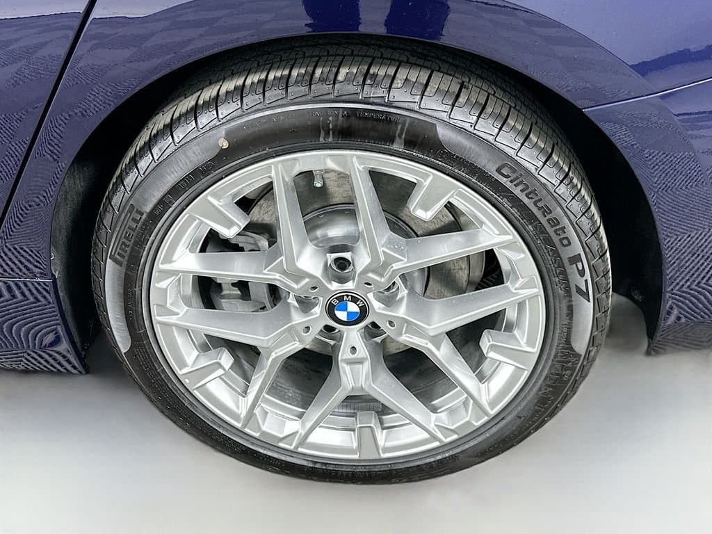 2026 BMW 3 Series - Image 23