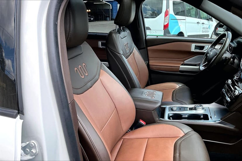 2021 Ford Explorer - Image 9