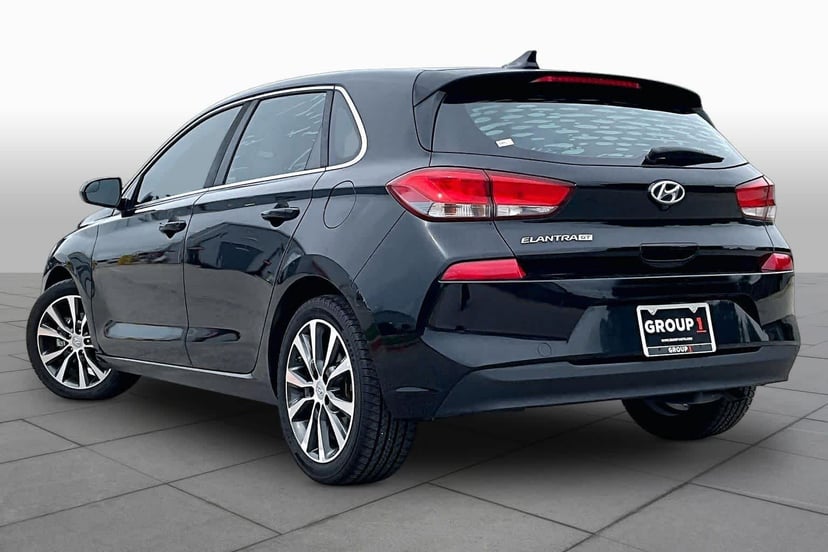 2018 Hyundai Elantra GT - Image 12
