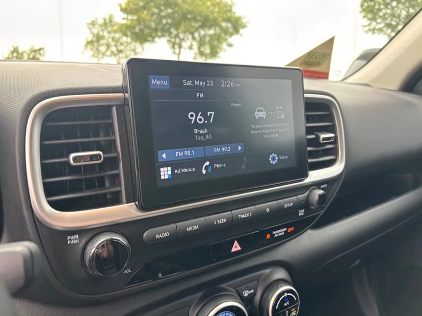 2021 Hyundai Venue - Image 19