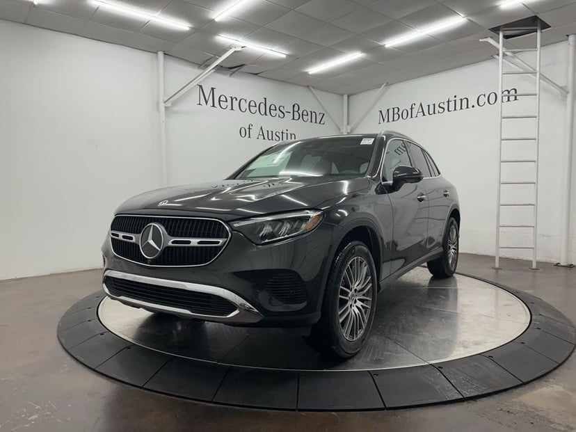 2026 Mercedes-Benz GLC - Image 3