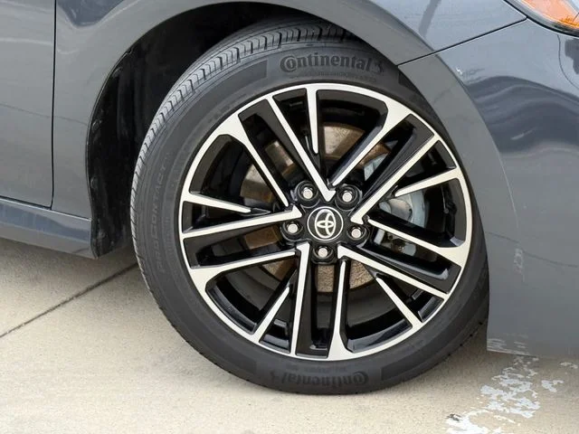 2025 Toyota Camry - Image 2
