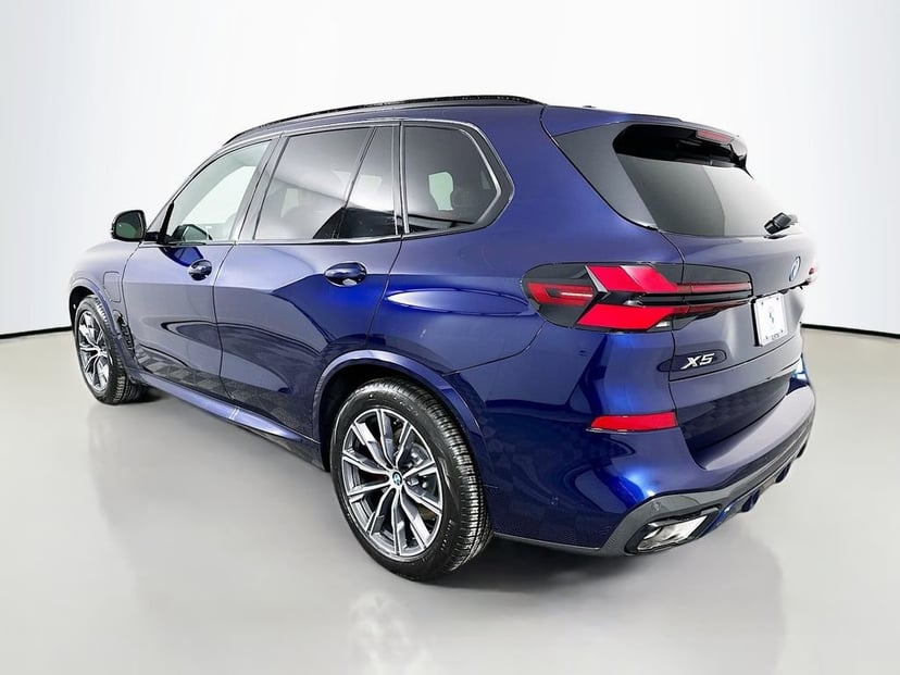 2026 BMW X5 - Image 7