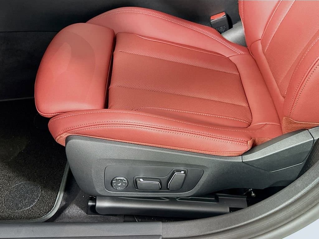 2026 BMW 4 Series - Image 21