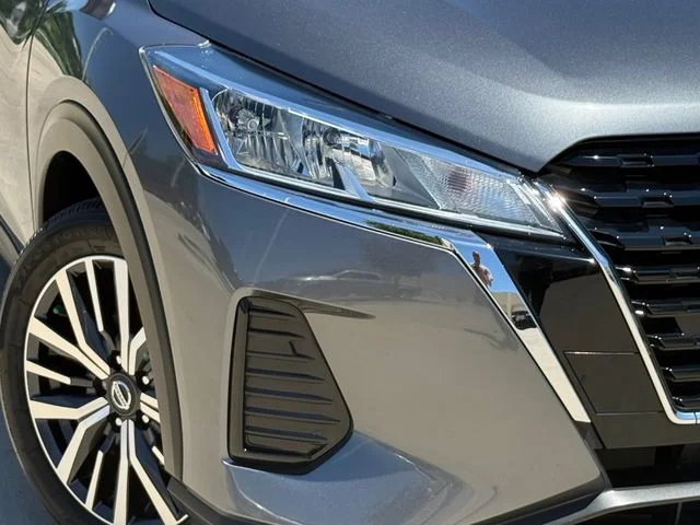2021 Nissan Kicks - Image 3