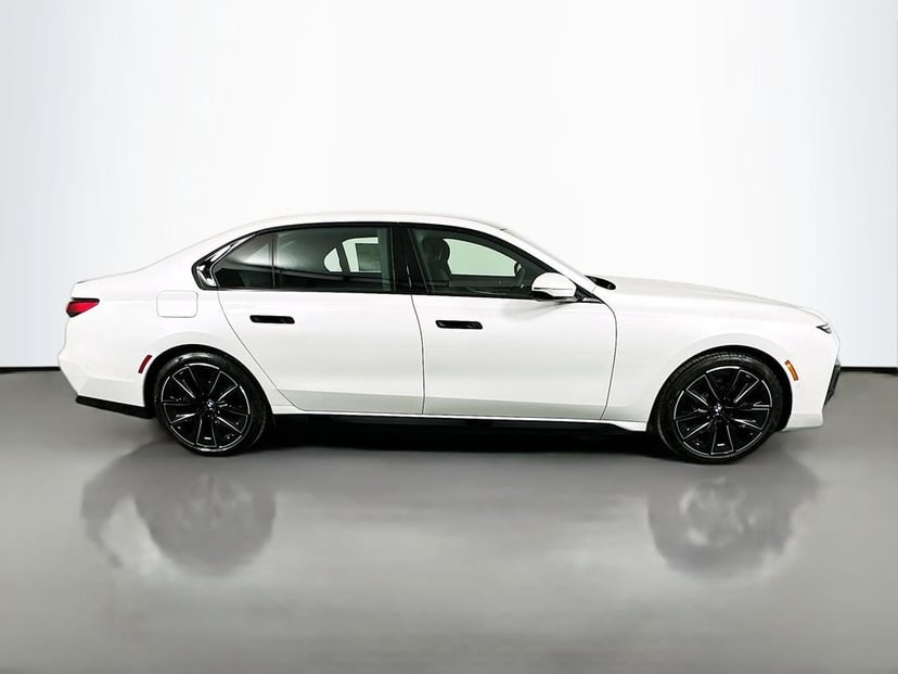 2026 BMW i7 - Image 4