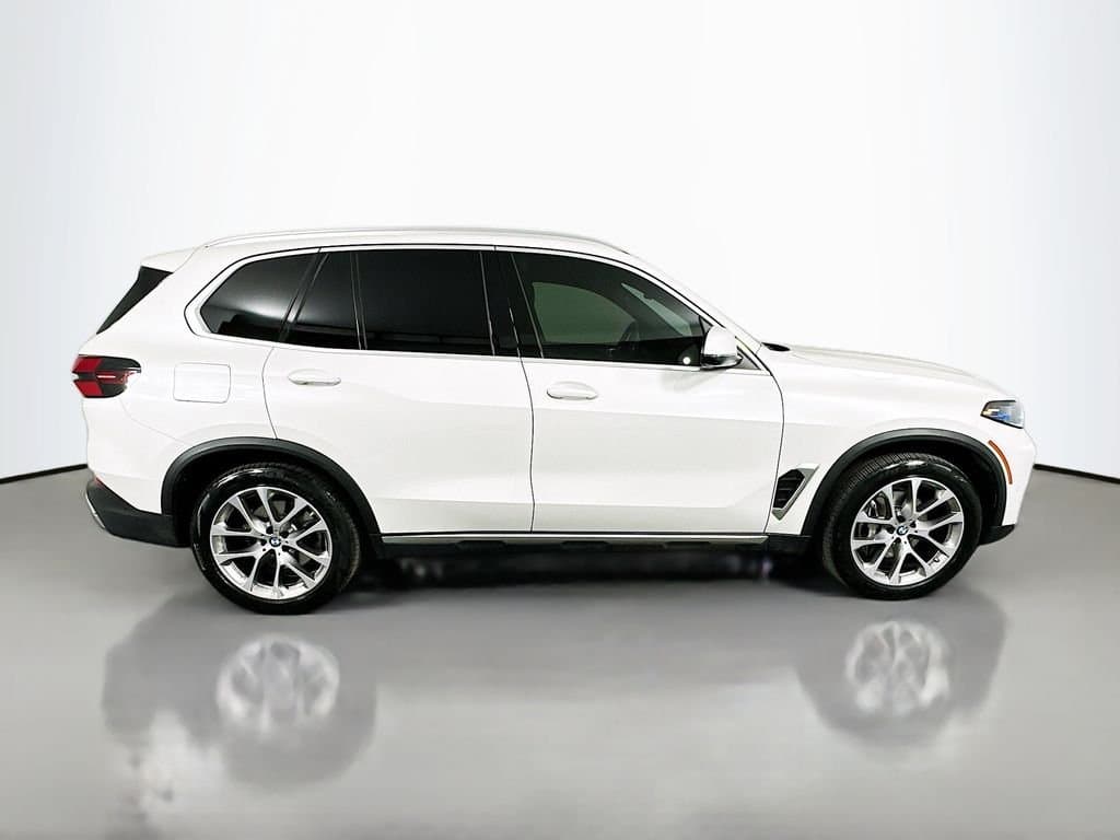 2024 BMW X5 - Image 4