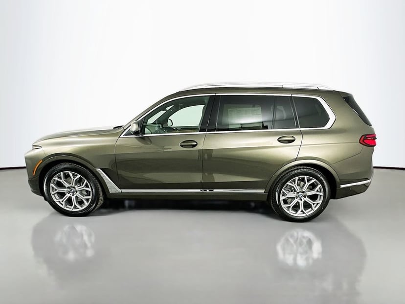 2026 BMW X7 - Image 8
