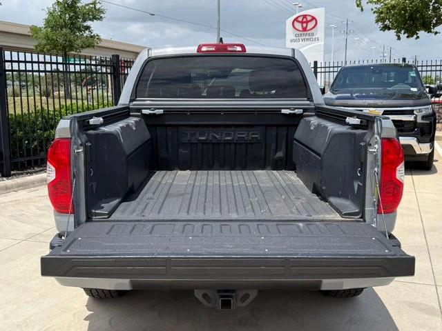 2021 Toyota Tundra - Image 23
