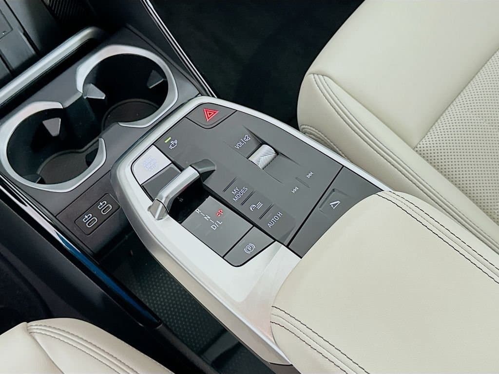 2026 BMW X1 - Image 15