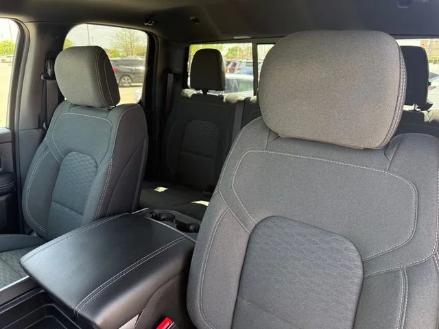 2025 Ram 1500 - Image 13