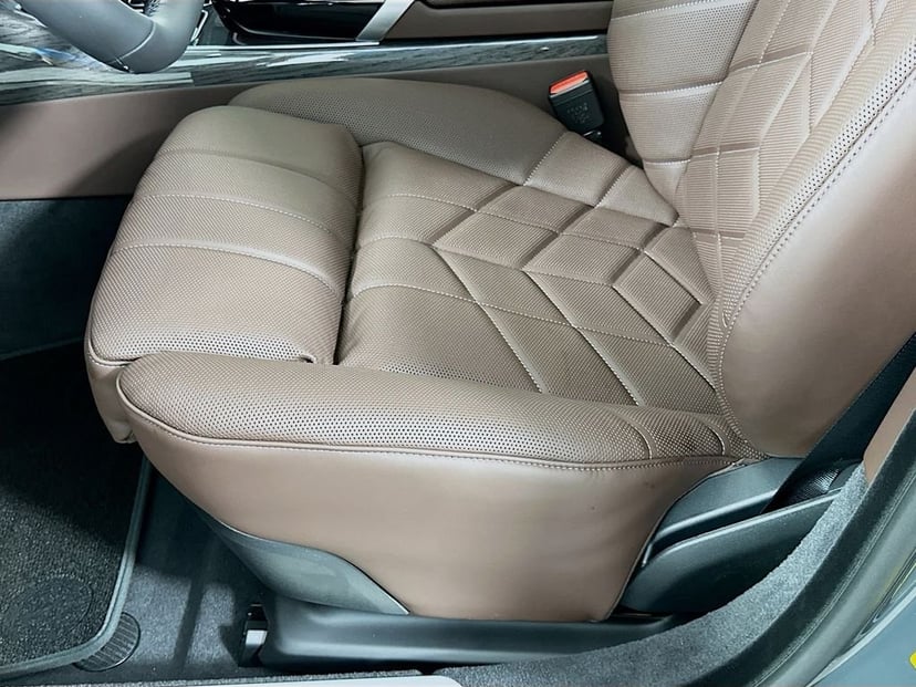 2026 BMW i7 - Image 21