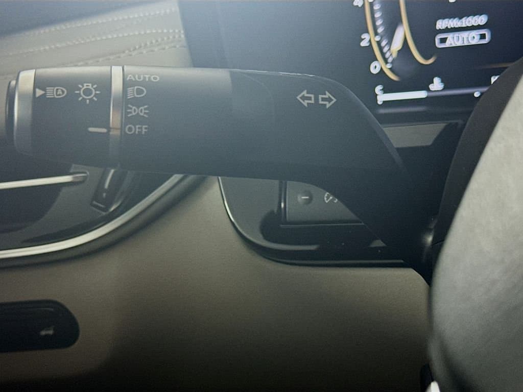 2026 INFINITI QX60 - Image 13