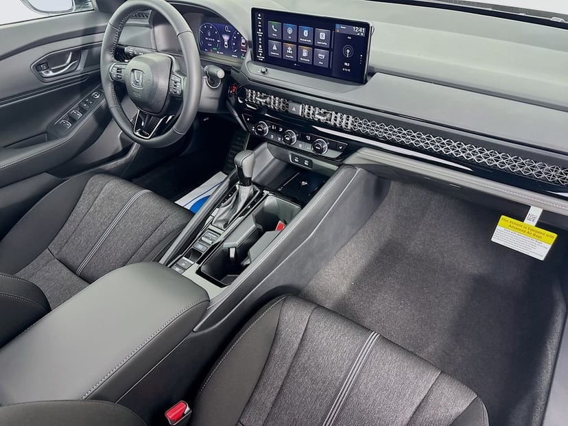 2026 Honda Accord Hybrid - Image 36