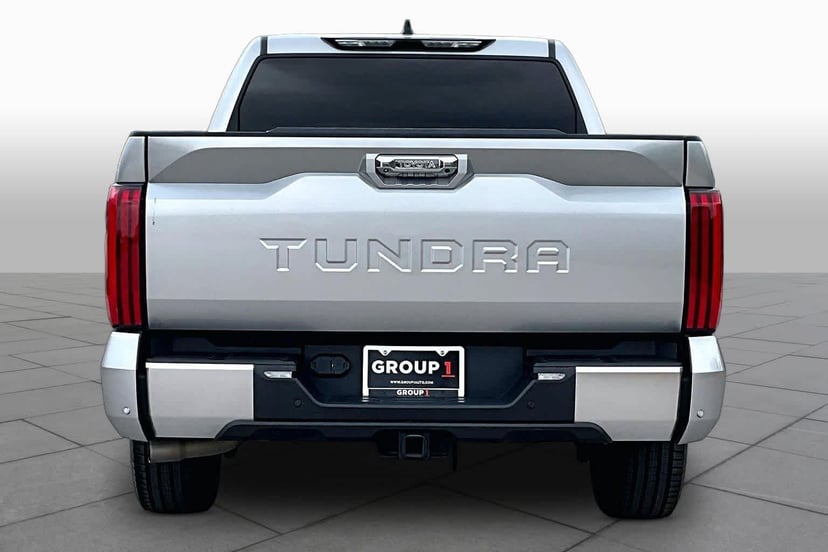 2022 Toyota Tundra - Image 5