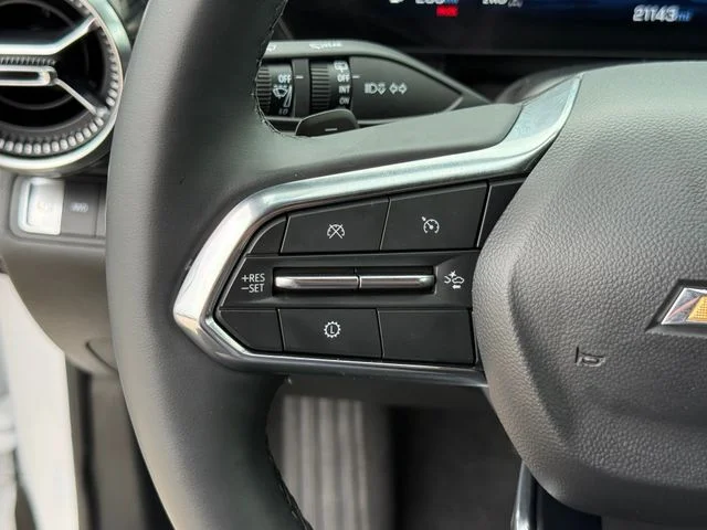 2025 Chevrolet Equinox - Image 13