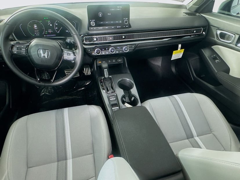 2026 Honda Civic Hybrid - Image 32