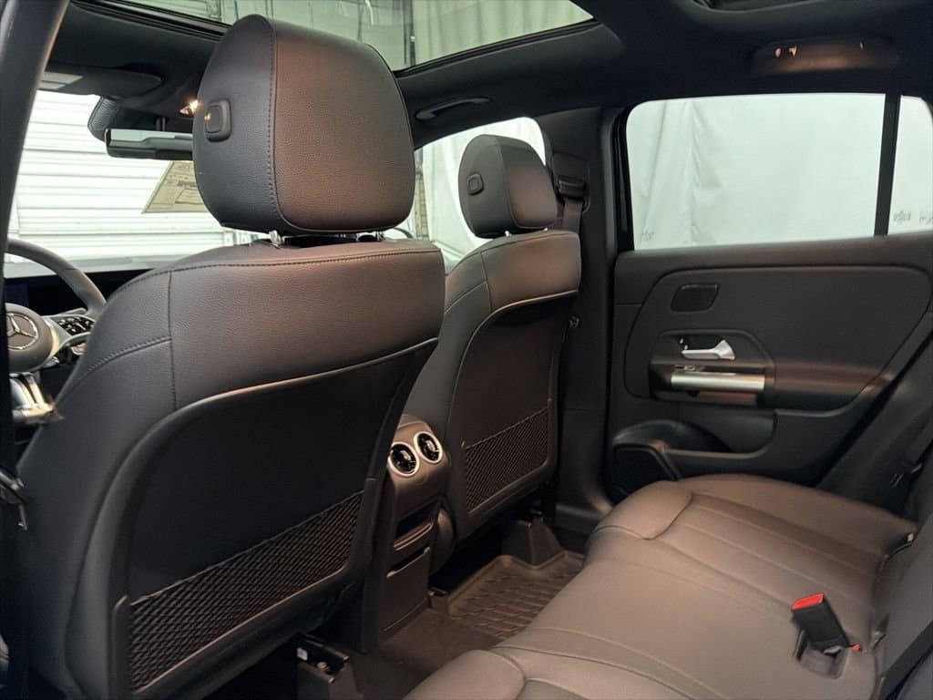 2026 MERCEDES-BENZ GLA - Image 19