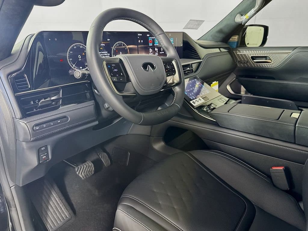 2026 INFINITI QX80 - Image 10