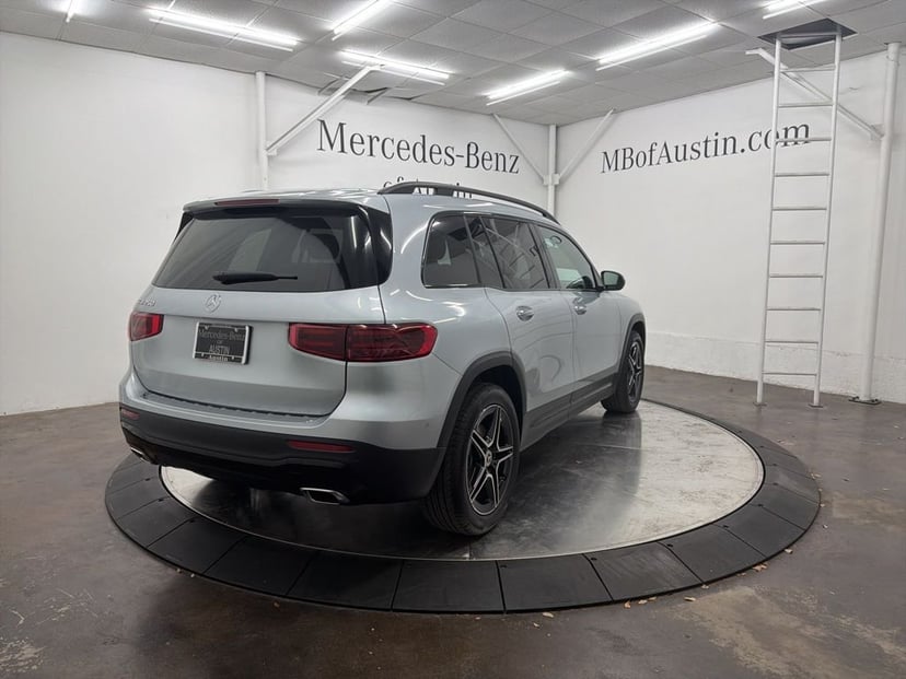 2026 Mercedes-Benz GLB - Image 7
