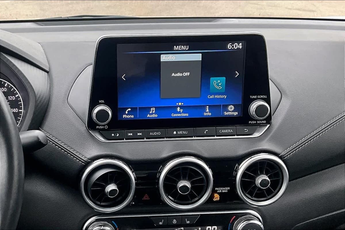 2025 Nissan Sentra - Image 7