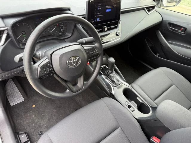 2025 Toyota COROLLA HYBRID - Image 10