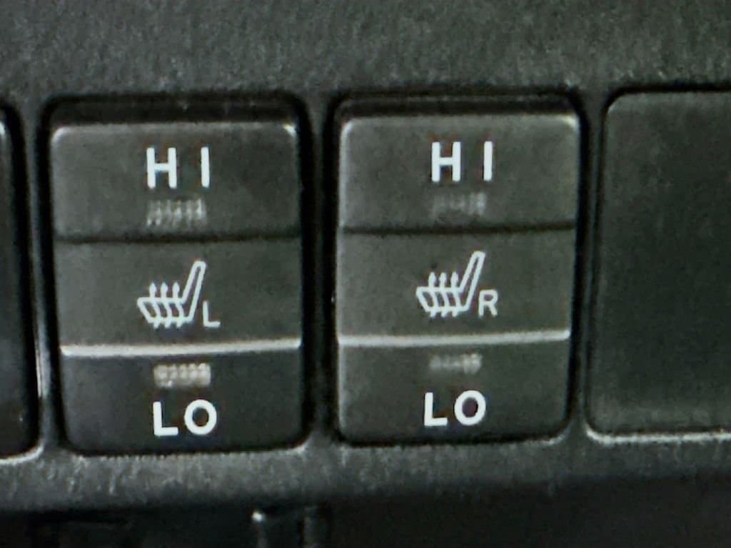 2016 TOYOTA RAV4 - Image 25