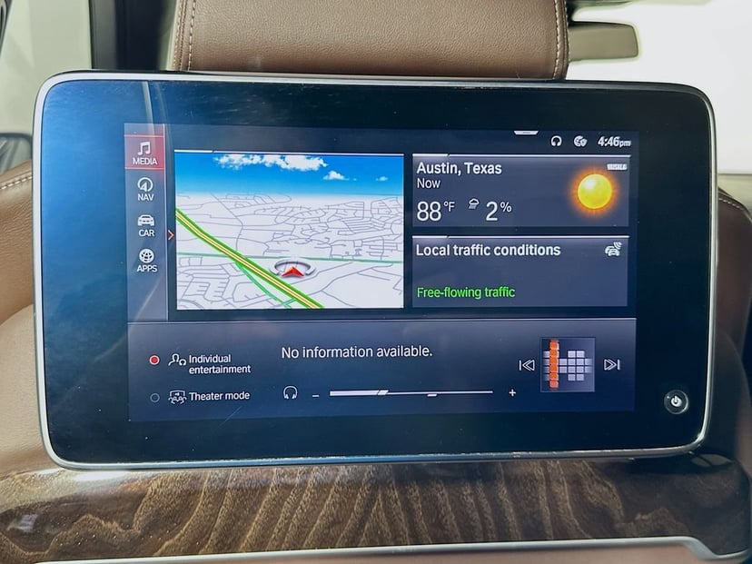2022 BMW 7 Series - Image 26