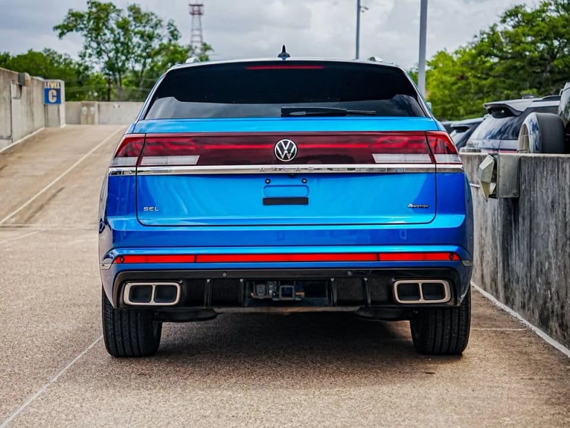 2024 Volkswagen Atlas Cross Sport - Image 10