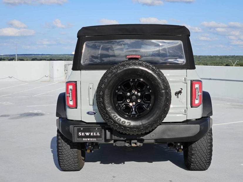 2021 Ford Bronco - Image 6