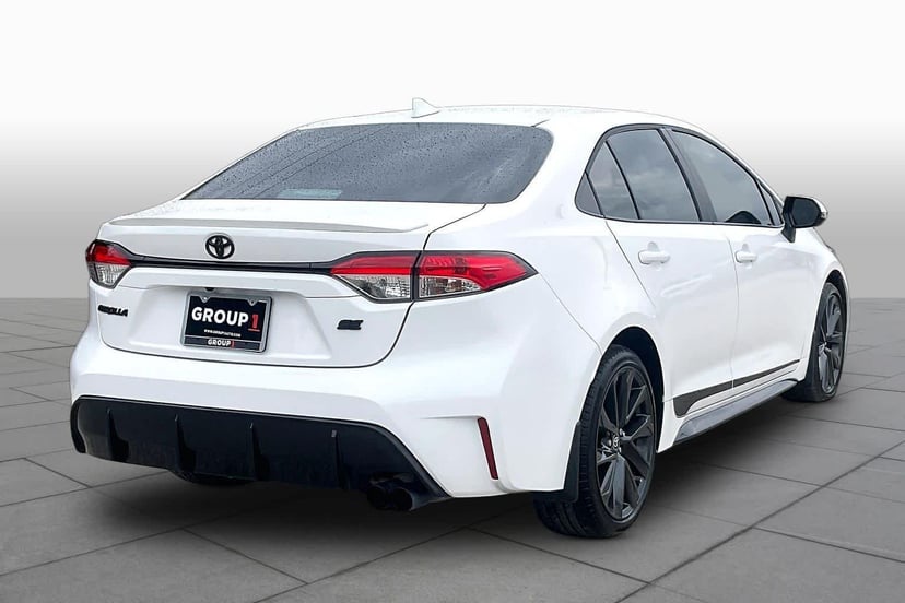 2026 Toyota Corolla - Image 13