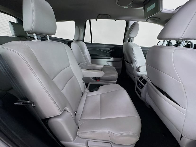2020 Honda Pilot - Image 40