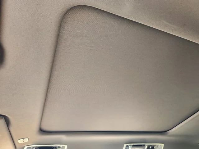 2026 Land Rover Range Rover - Image 18