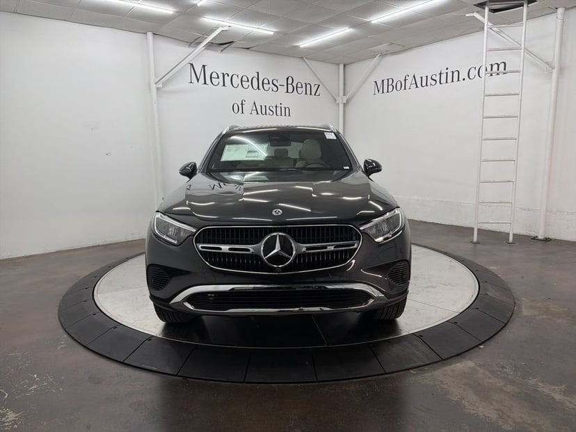 2026 Mercedes-Benz GLC - Image 2