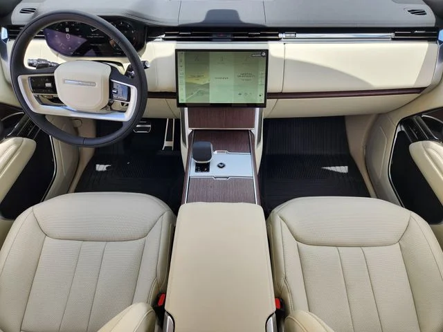 2026 Land Rover Range Rover - Image 24